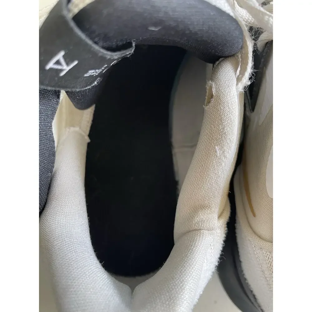 Nike see photos